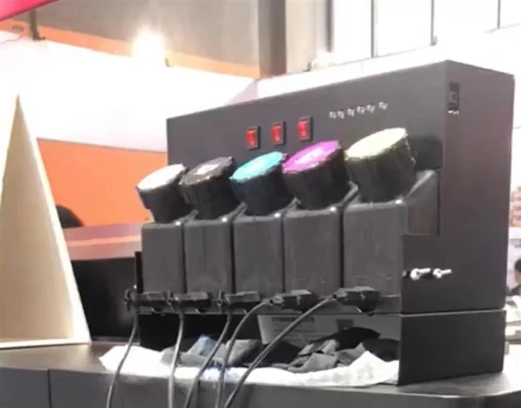 YF UV Inkjet Printer Eps-i3200 Machine Vinyl
