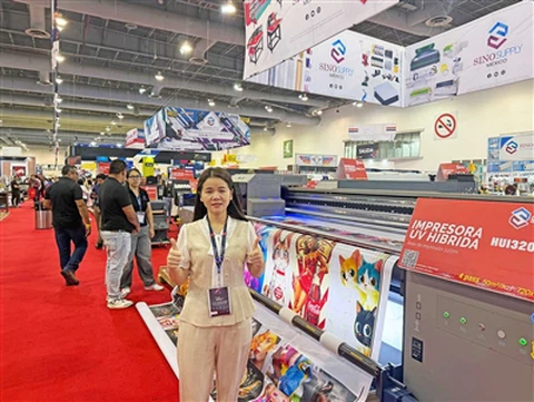 فارچیون نے FESPA میکسیکو 2025 میں 3.2 میٹر UV ہائبرڈ پرنٹر کی نمائش کی